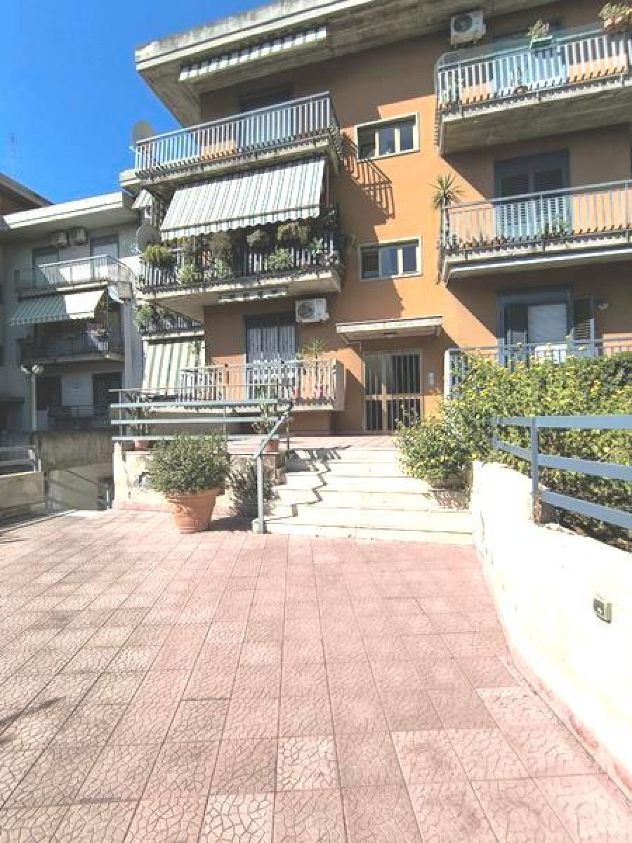  Attico panoramico  con ampia terrazza Zona Rapisardi alto
