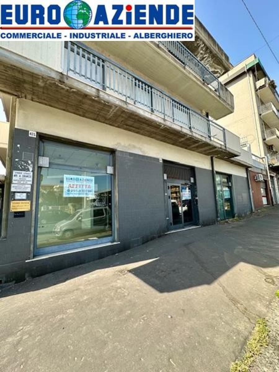 Locale commerciale mq. 225 Viale Mario Rapisardi, Catania