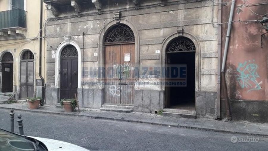Deposito/Bottega mq. 200 - 2...