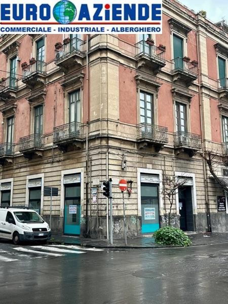 Locale commerciale mq. 250 -...
