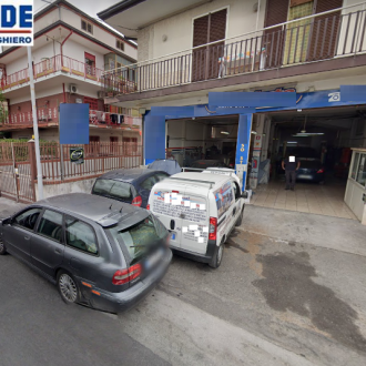 Deposito in vendita a Catania